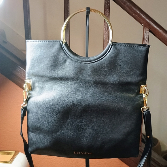 Enzo Angiolini Black Crossbody Bag. - Picture 1 of 9